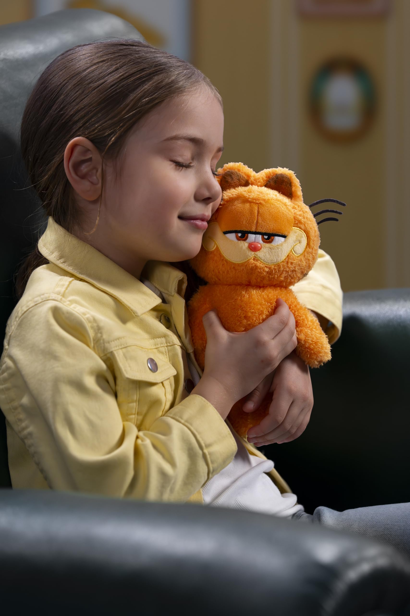 Amazon.co.jp: クラシック ガーフィールド 8インチ ぬいぐるみ