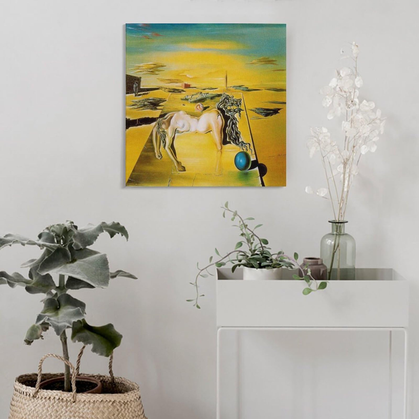 Amazon.co.jp: サルバドール・ダリ「姿の見えない眠る人、馬、獅子