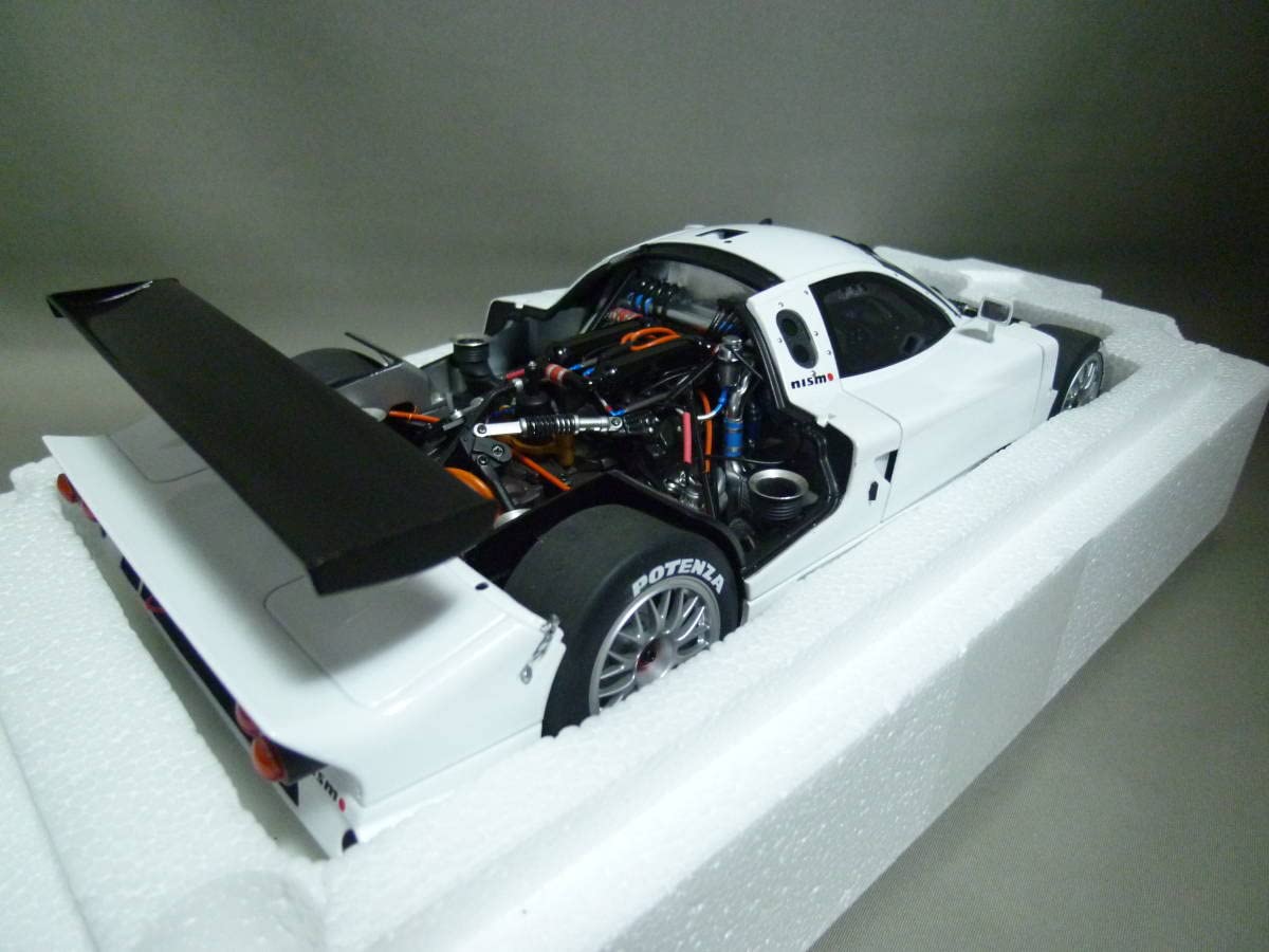 Amazon | Aa 1/18 日産 R390 GT1 ルマン 1998 ホワイト LE MANS オート