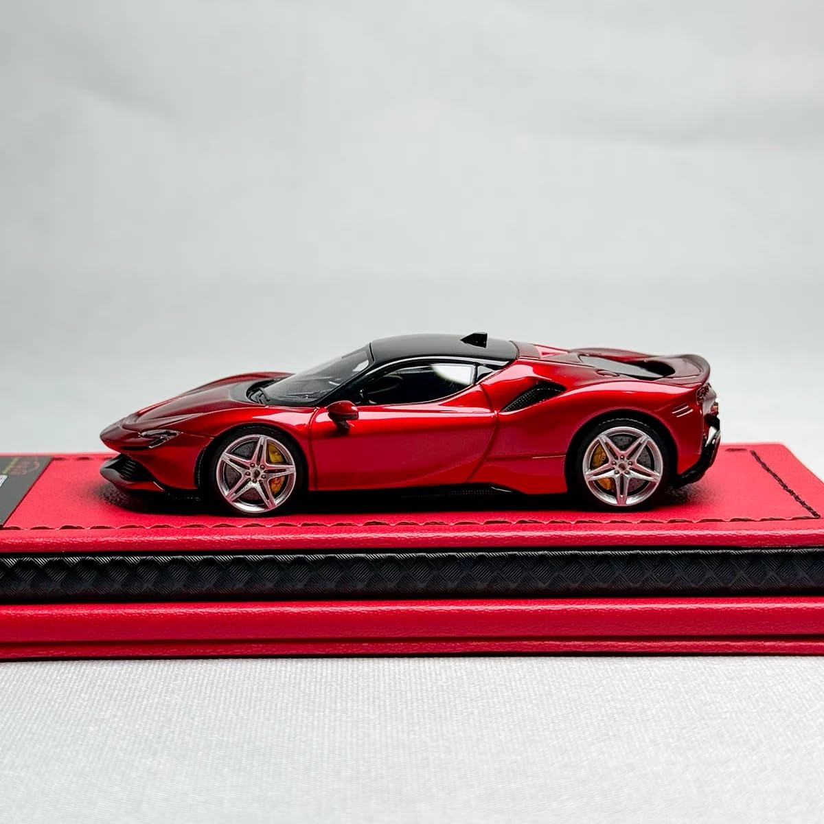Amazon.co.jp: 1/64 ART Ferrari SF90 ストラダーレ フェラーリ