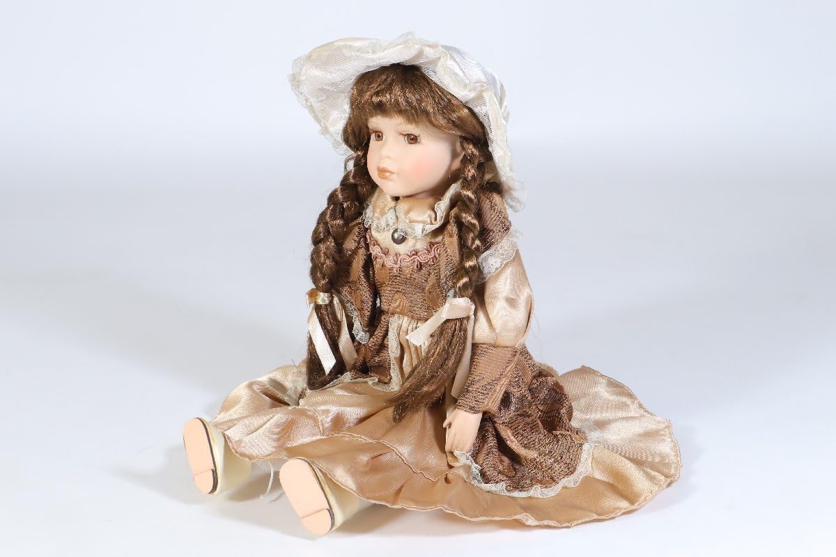 Amazon | ビスクドール ドレスを着た三つ編みの少女 陶器人形 ブラウン