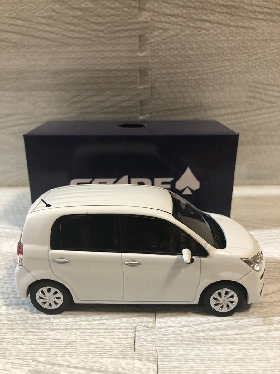 Amazon | 1/30 トヨタ スペイド SPADE 非売品 カラーサンプル ミニカー