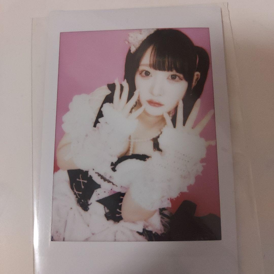 Amazon.co.jp: チバゆな チェキ きゅるりんってしてみて 2023 生誕