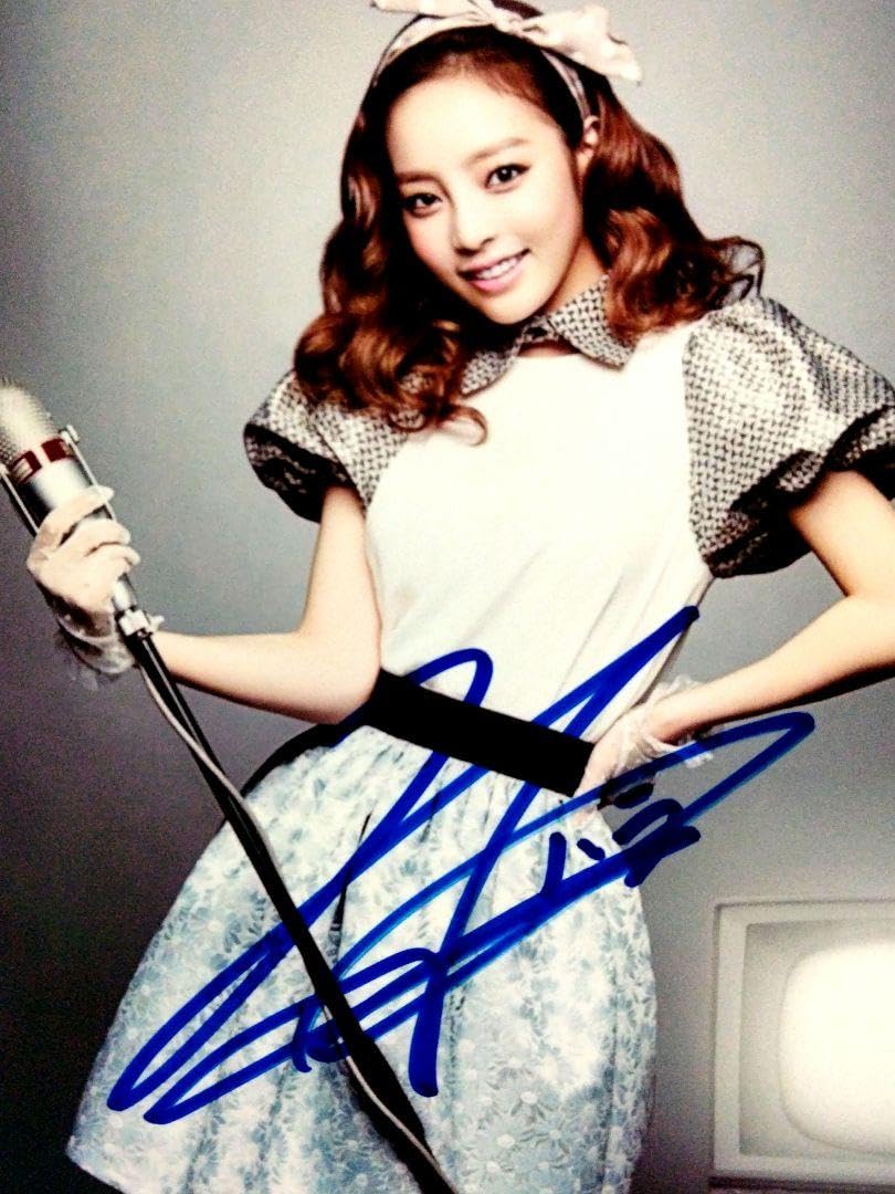 Amazon.co.jp: ク ハラ直筆サイン入り2Lサイズ写真…Goo Hara…KARA元