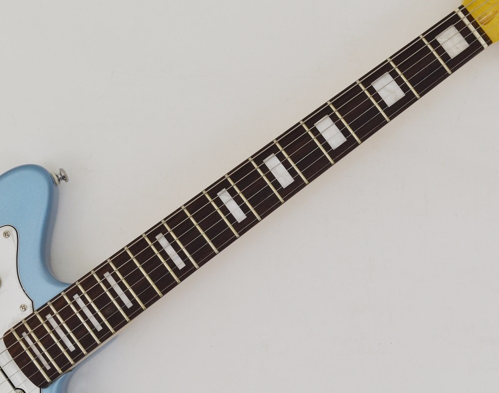 Amazon.com: G&L Tribute Doheny Electric Guitar - Lake Placid Blue