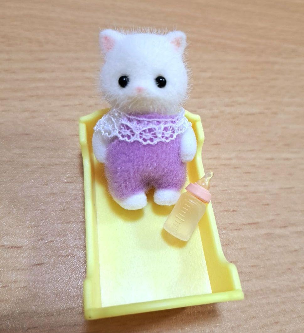 Amazon.co.jp: シルバニア 海外版 ペルシャネコ 赤ちゃん 旧タイプ