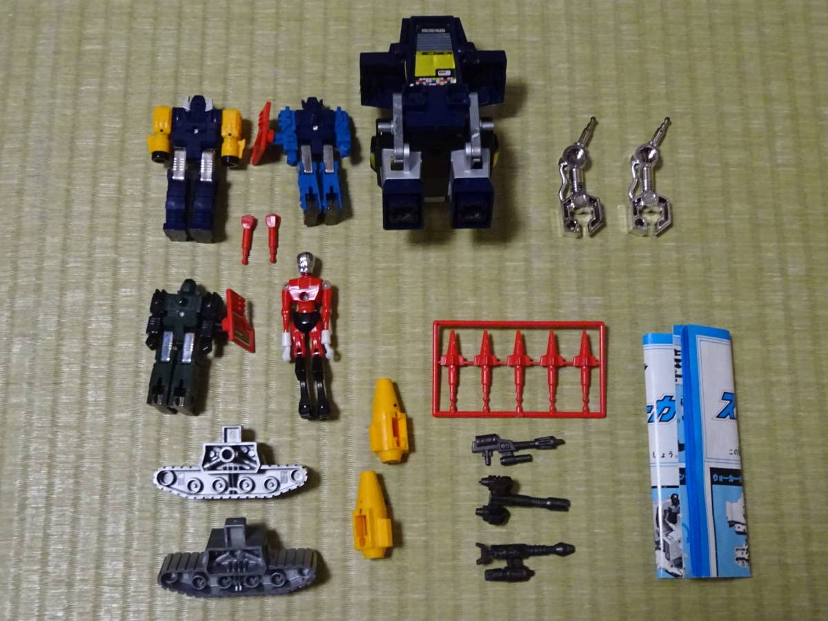 Amazon.co.jp: タカラ ニューミクロマン ミクロロボット7 スリー