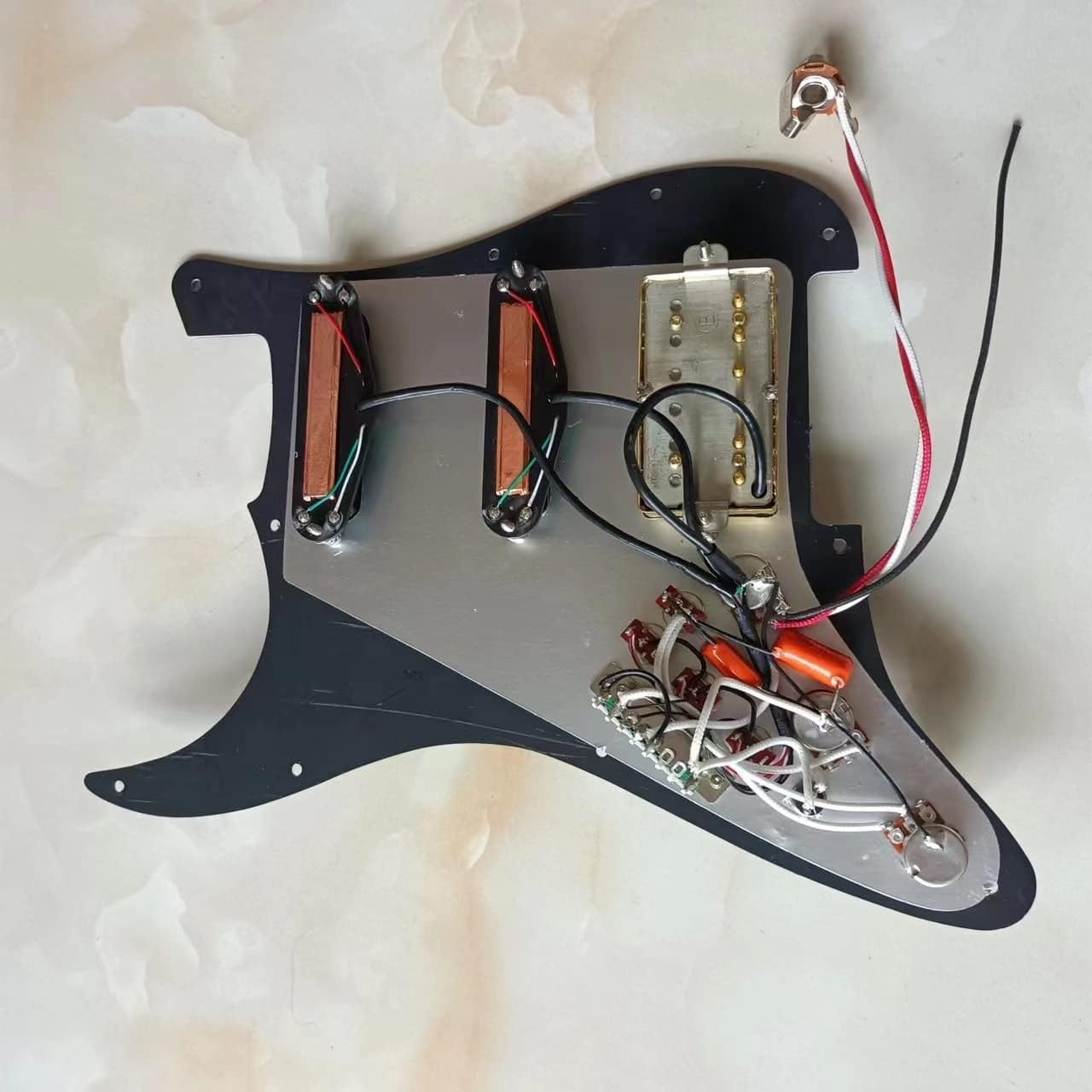 Amazon | SSS 配線済みピックアップエレキギターピックガード、ミニ