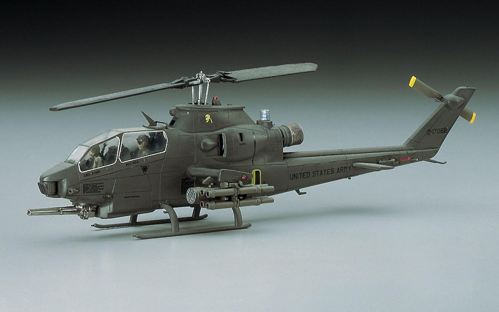 Amazon | ハセガワ 1/72 アメリカ陸軍 AH-1S コブラチョッパー US