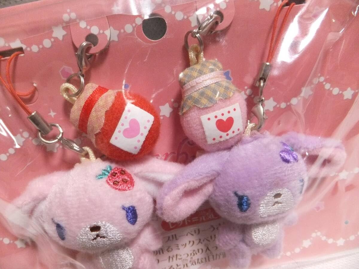 正規品 サンリオ シュガーバニーズ ストロベリーうさ ボールチェーン