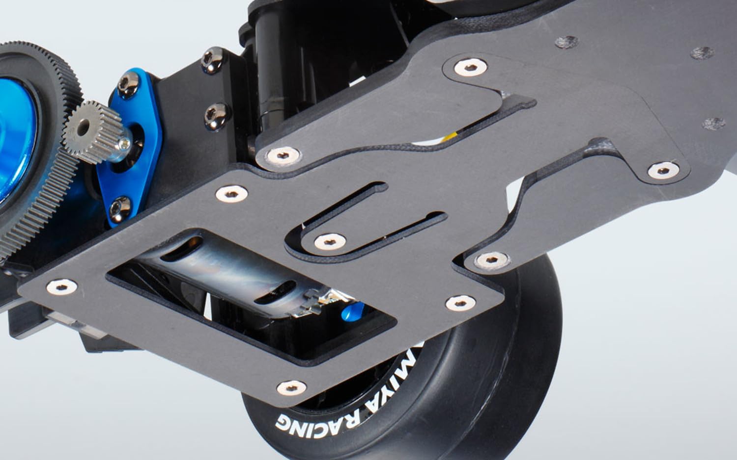 Amazon.com: Tamiya 58652 F104 Pro II 1:10 Electric RC Car (2WD