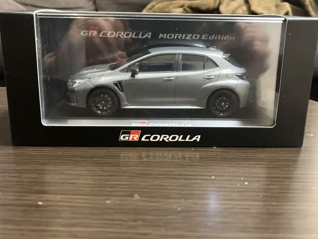 Amazon | TOYOTA GRカローラ ミニカー カラーサンプル 1/30 ミニカー