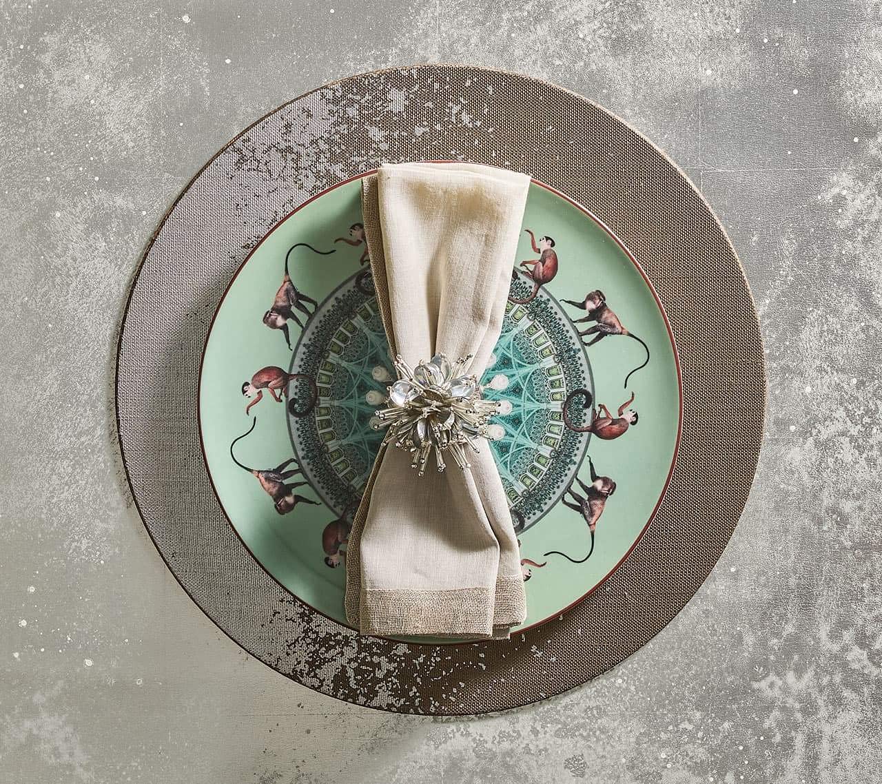 Amazon｜Kim Seybert Starburst ナプキンリング シルバー 4個セット