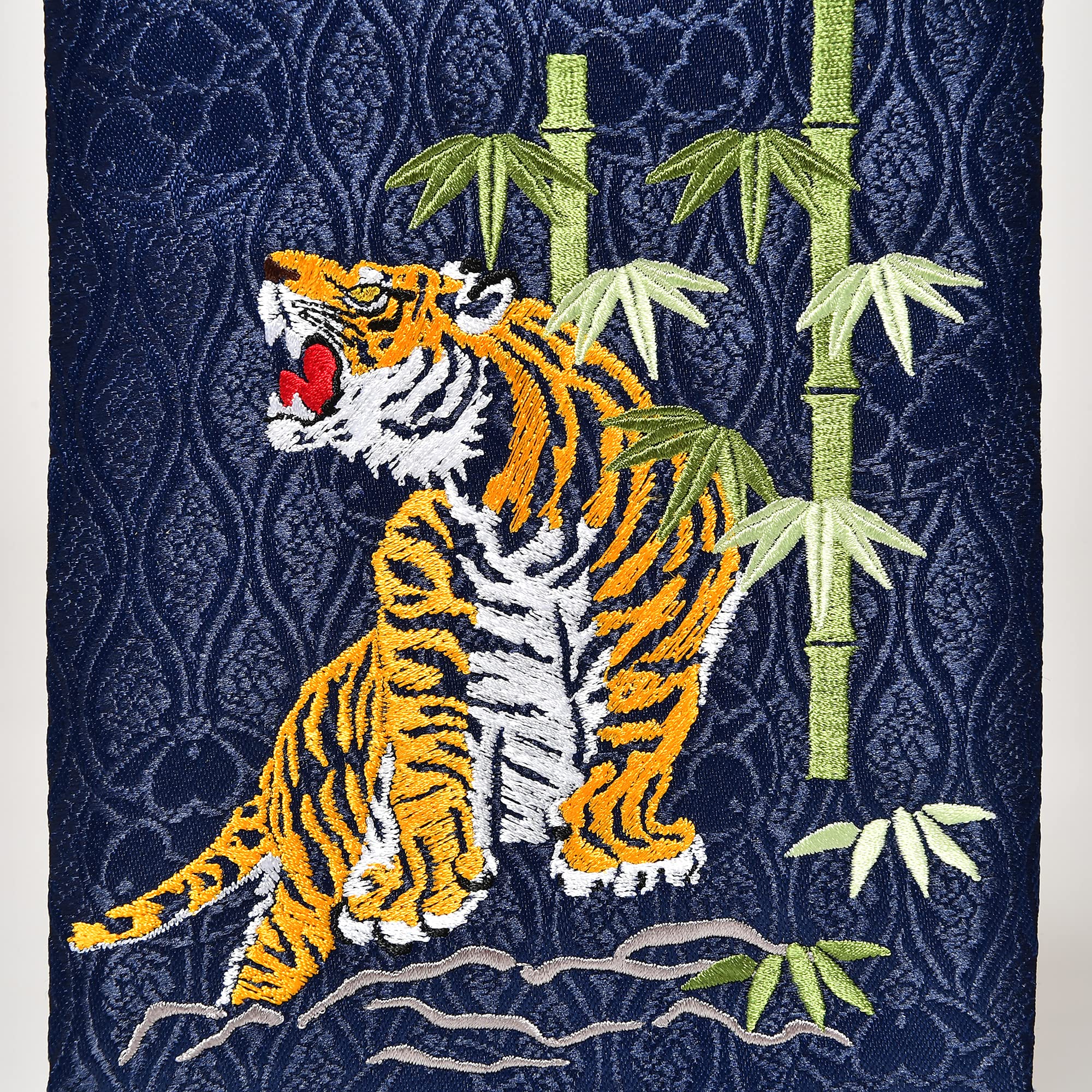 Amazon | 【刺繍名前旗】虎飾金糸刺繍錆濃紺名前旗・飾り台セット(義の