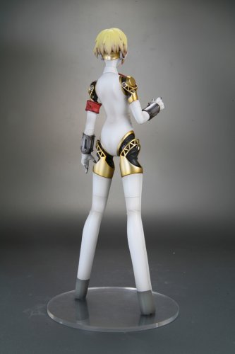 Amazon.co.jp: コトブキヤ ペルソナ3 アイギス (1/7スケールPVC塗装