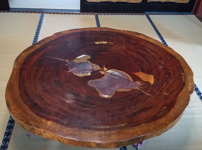 修復品のブビンガ丸テーブルをお届けしました | 木創庵 店長ブログ