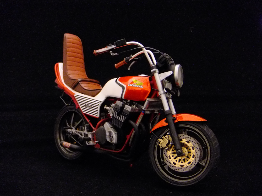 cbx400f_01_03.png