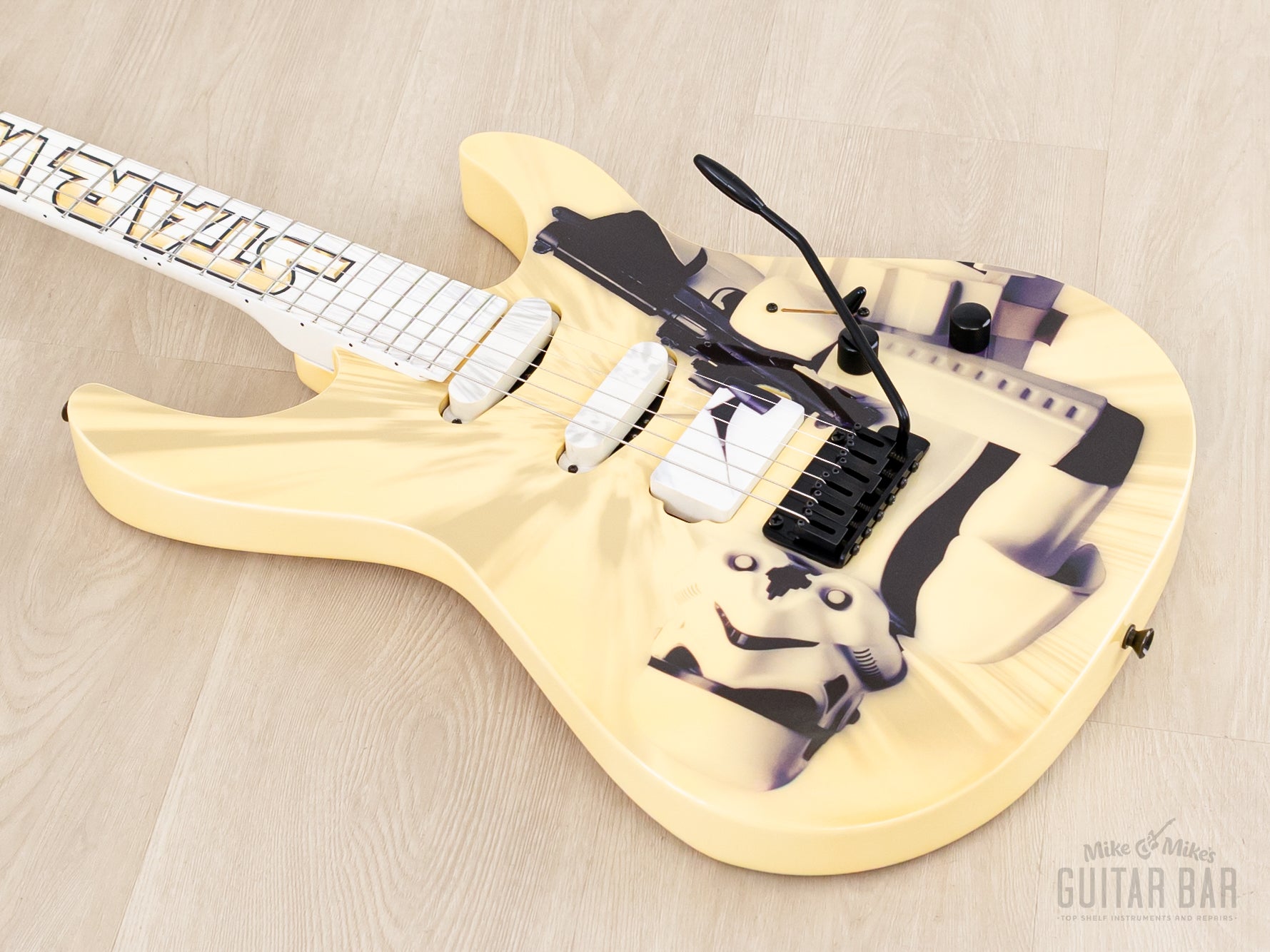 2001 Fernandes Star Wars Limited Edition Retrorocket SW-85ST Stormtroo