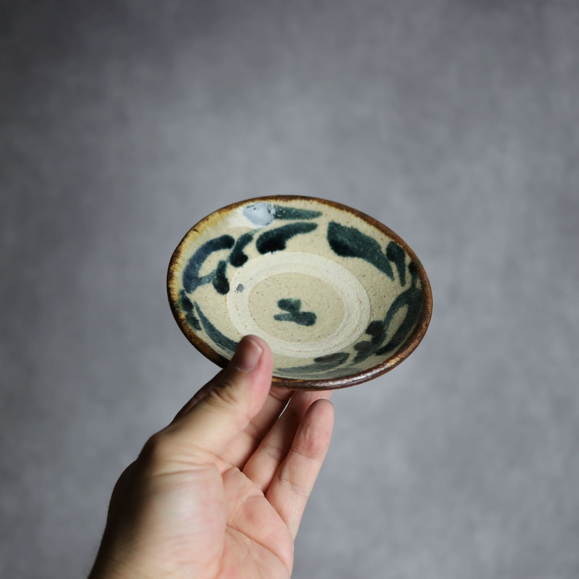 3.5寸皿3 呉須釉 唐草 やちむん 陶器 北窯 松田共司工房｜北窯 松田共