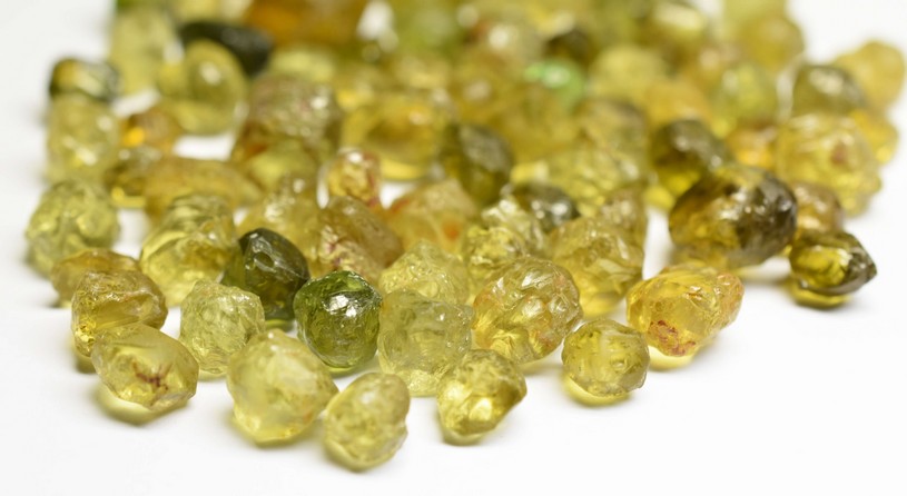 グロッシュラーガーネット（グロッシュラーライトガーネット