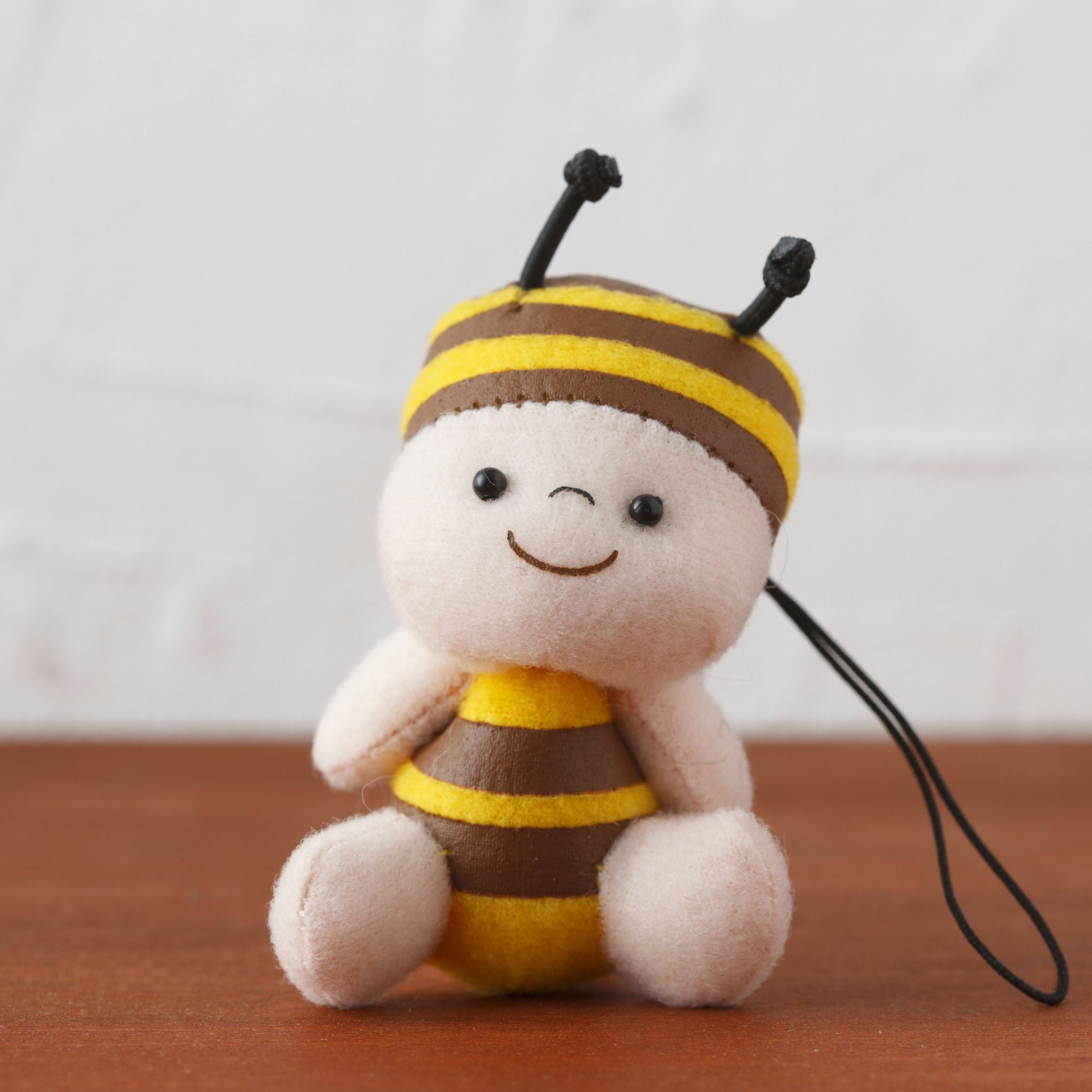 ぶんぶんグッズ・絵本の通販｜はちみつ専門店 長坂養蜂場