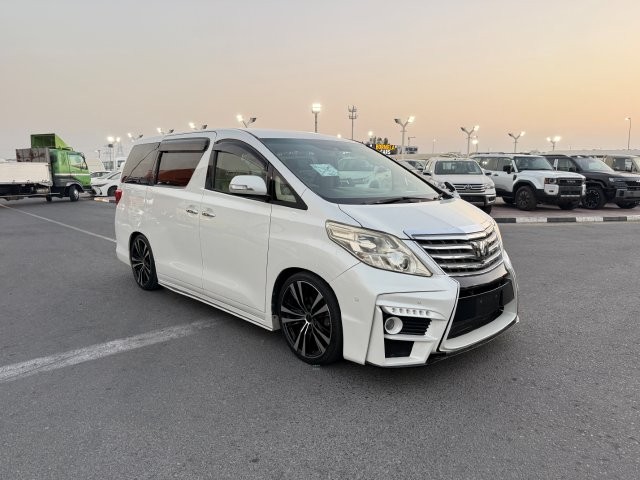 Toyota Alphard Model ANH20-8008578 - Naz International Motors