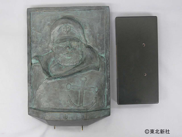 アオシマ、「宇宙戦艦ヤマト 沖田十三 艦長席上のレリーフ」を9月に