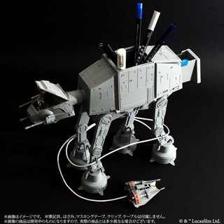 足を狙うんだ、『スター・ウォーズ』AT-ATマルチスタンドは名シーンも