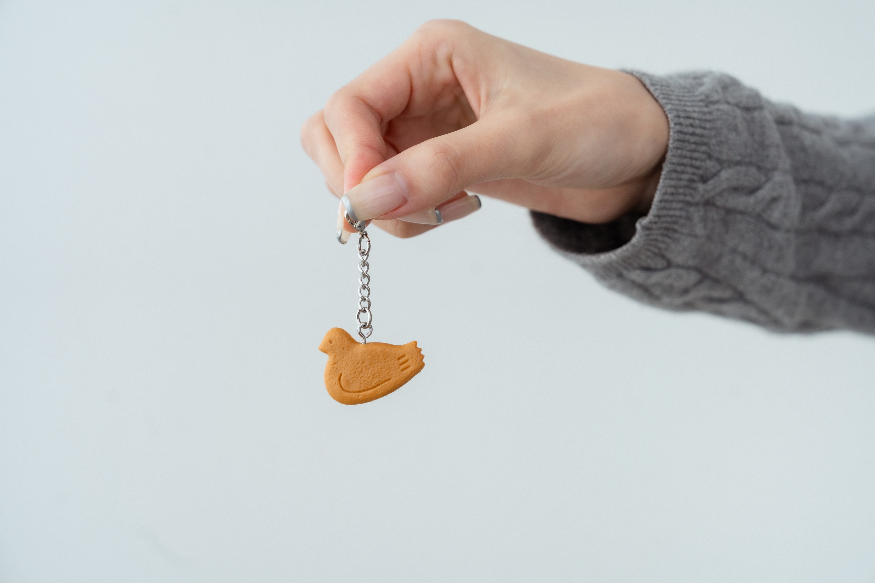 鳩サブレー”クッションが2月2日から数量・期間限定で抽選販売へ