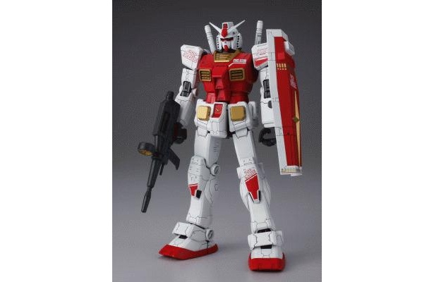 日清が“ガンプラ付き”カップヌードルを発売！｜ウォーカープラス