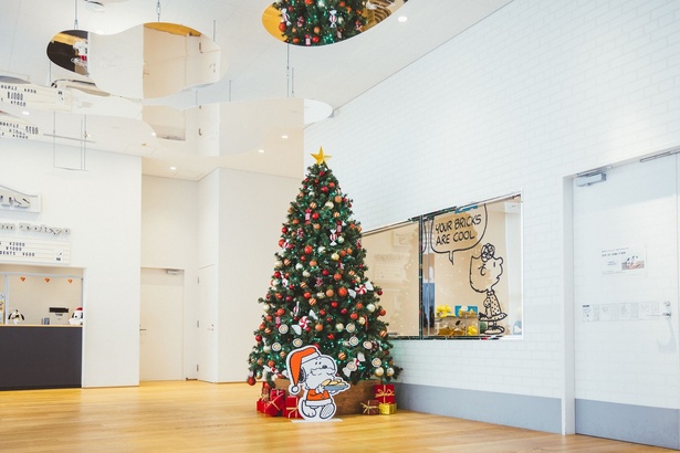 クリスマス限定！スヌーピーミュージアムのスノードームワークショップ