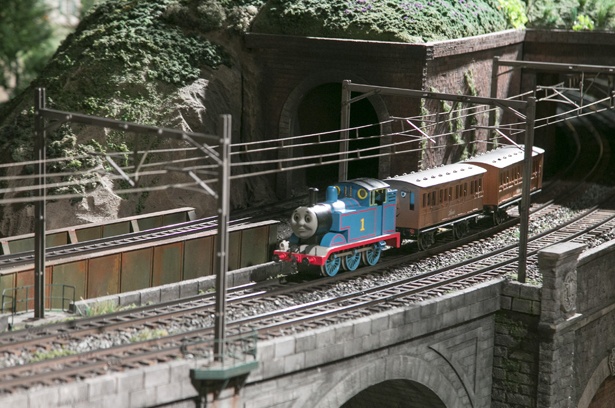 世界最大級！原鉄道模型博物館のジオラマをトーマスが駆け抜ける【PR