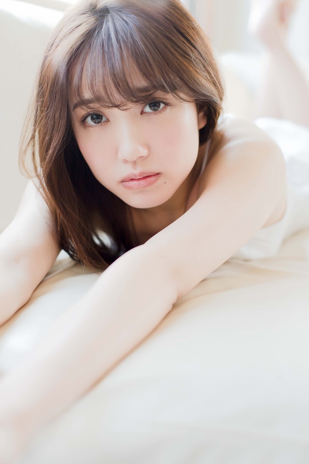 写真集「誰かの仕業」3/28(水)発売！ 加藤玲奈さん(AKB48)に