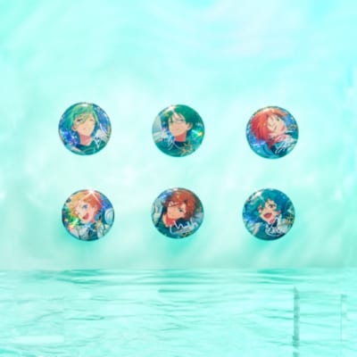 あんスタ』9周年記念グッズが超オシャレ！缶バッジ・アクスタ・ポーチ