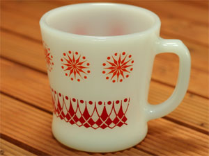 ファイヤーキングとパイレックスの専門店☆アンティークはま太郎--*