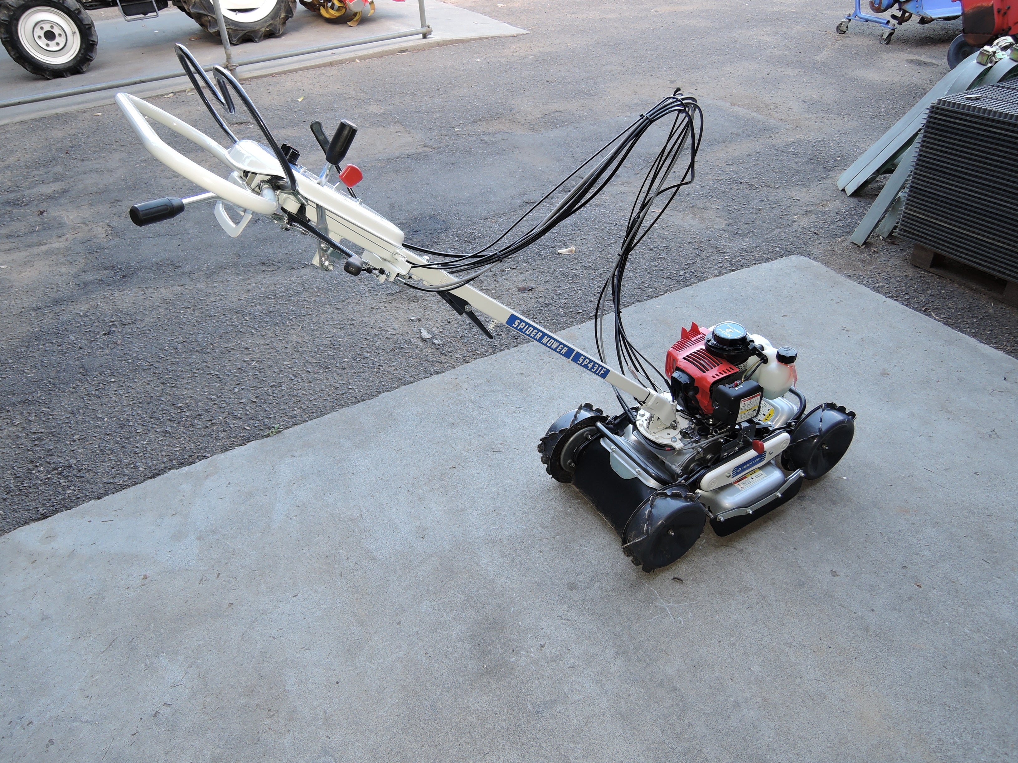 イセキ 中古 スパイダーモア 法面 自走式 草刈機 SP431F – 農キング