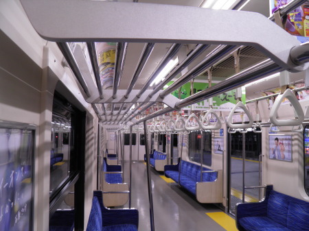 東京臨海高速鉄道りんかい線70-000形 座席・車内・シート・座り心地