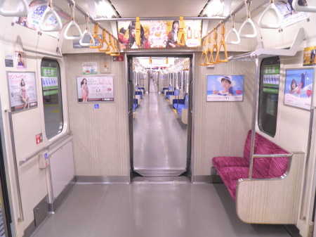 東京臨海高速鉄道りんかい線70-000形 座席・車内・シート・座り心地