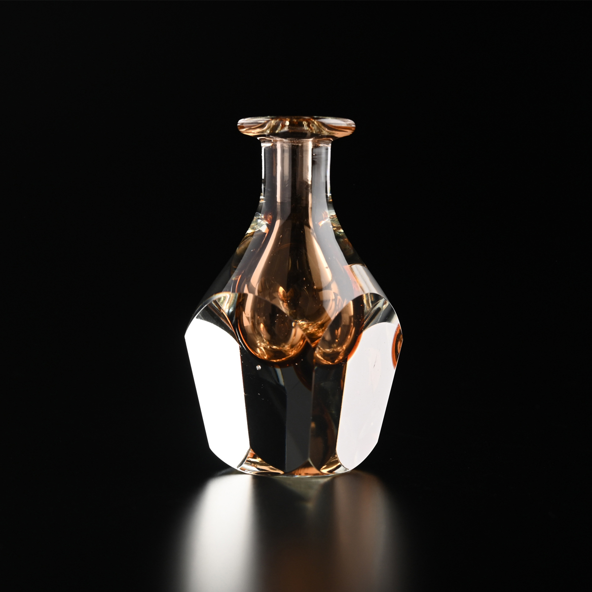 岩田久利作ガラス一輪挿し花瓶『無題』 - ORIGEN ONLINE SHOP