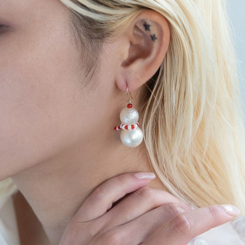 ピアス ニッケルフリー 雪だるま スノーマン ビーズ サージカル