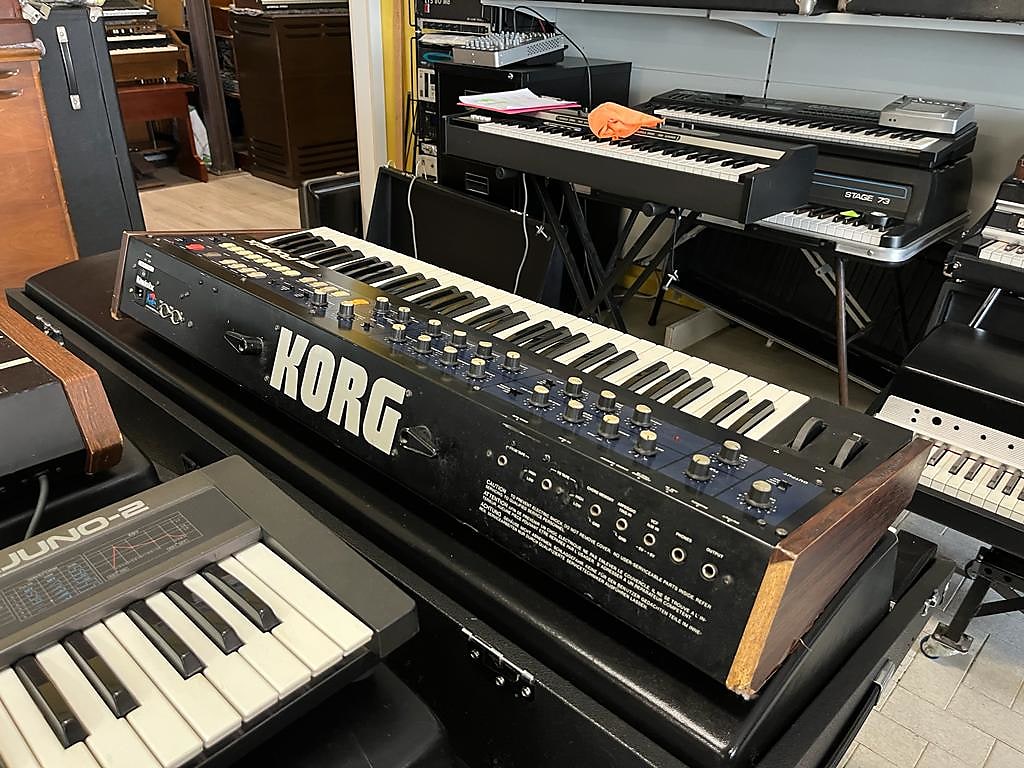 Korg Polysix with Kiwisix Kit | Organ studio