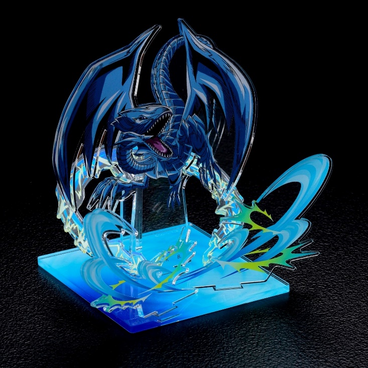 遊☆戯☆王』「ブラック・マジシャン」や「青眼の白龍」を召喚