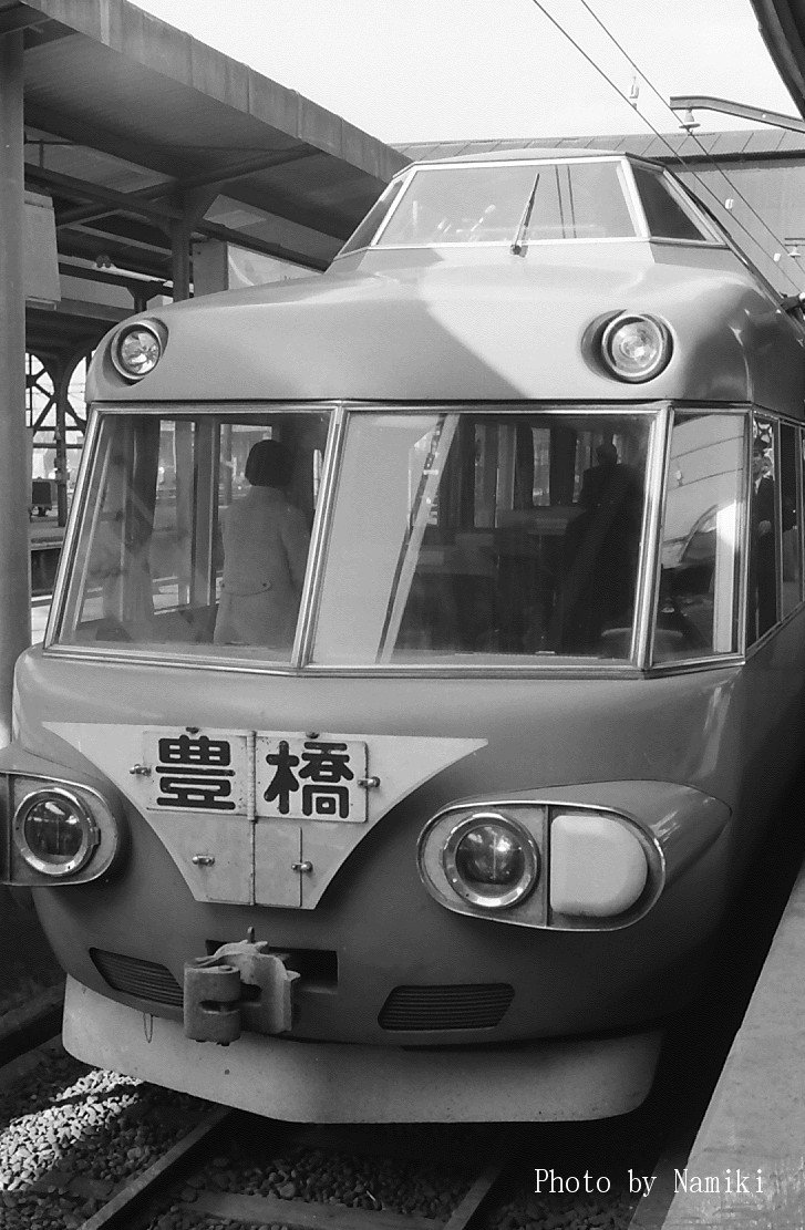 1967（昭和42）年12月末に名鉄の名古屋本線で7000系パノラマカーに