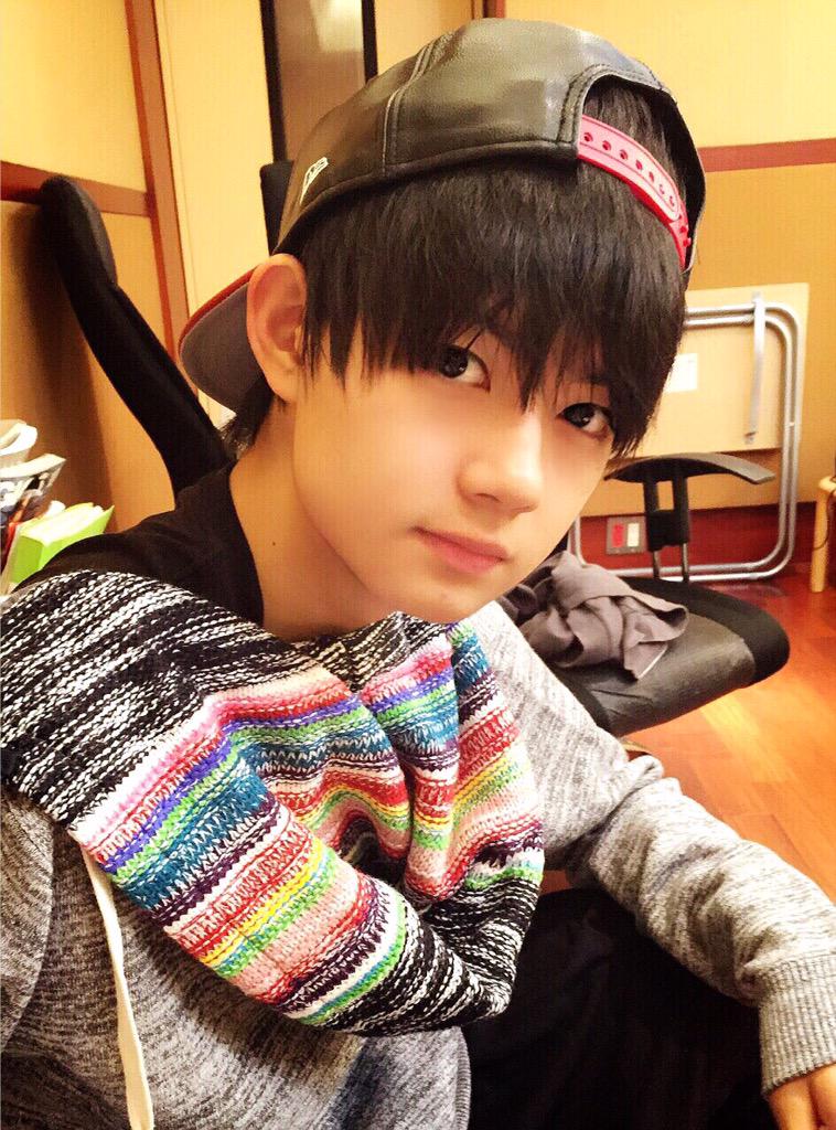 勉強男子…？ さのきゅん。 空き時間も勉強してまし…た。 #EBiDAN #M!LK