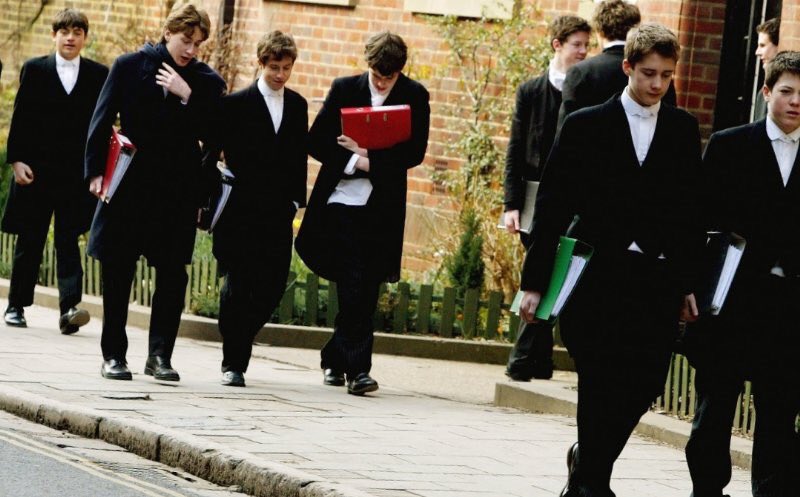 仰天ニュースでやってた、イギリスのイートン校ってとこがもうヤバい