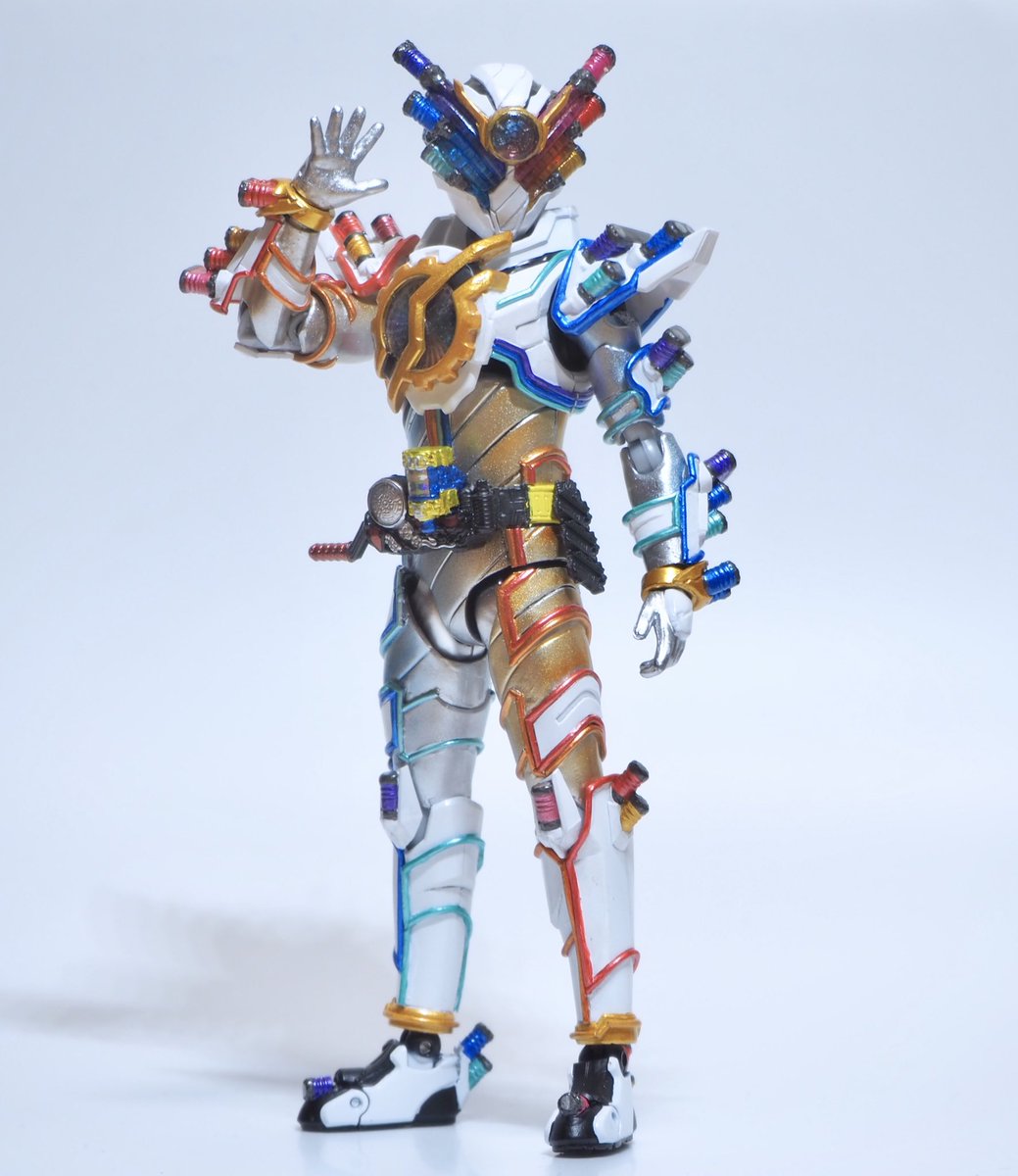 勝利の法則は決まった！” フィギュアーツ 改造仮面ライダービルド