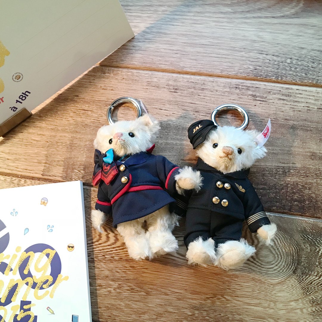シュタイフ との コラボレーション登場🐻 ＼ JALのキャビン