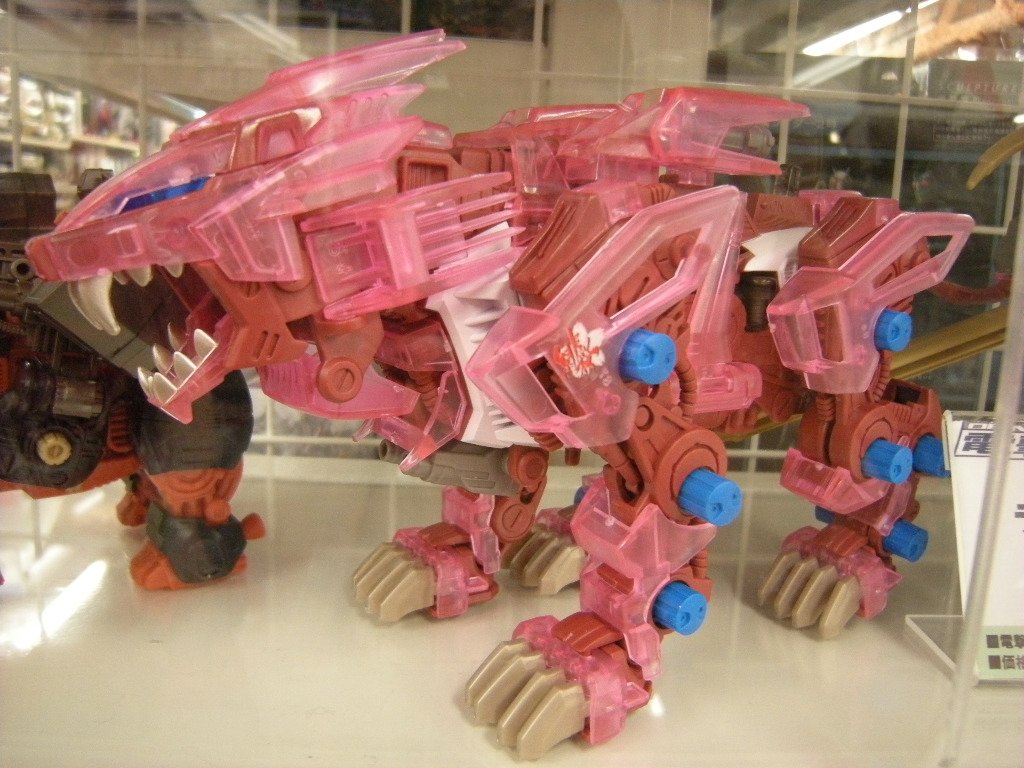 本日、3月27日は #さくらの日 ということで電撃ホビー限定ゾイド