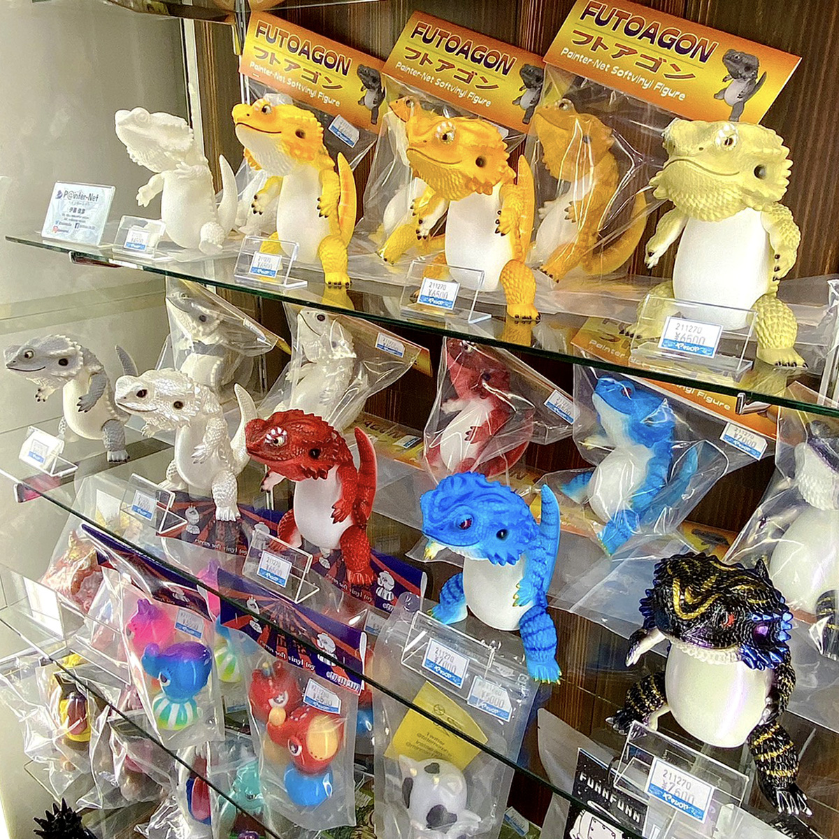 ペインターネットさん(@toshihikoito)のソフビフィギュア「フトアゴン