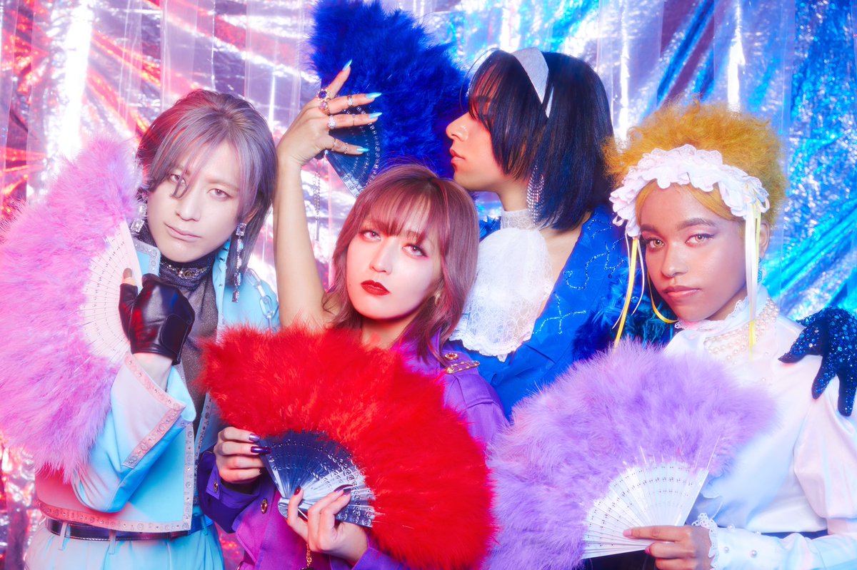 女王蜂　グッズ　ジュリ扇